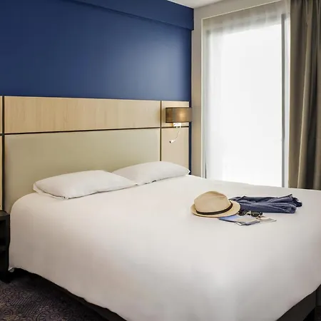 Mercure Cathédrale Hotel 4*