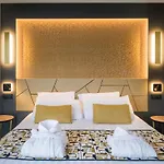 Hotel Mercure Cathédrale 4*