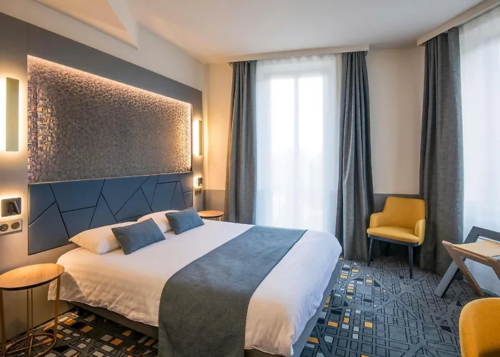 Hotel Mercure Cathédrale 4*