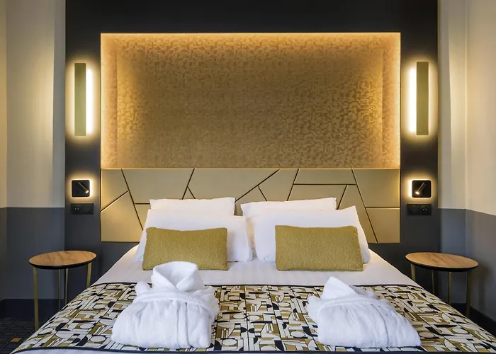 Hotel Mercure Cathédrale 4*