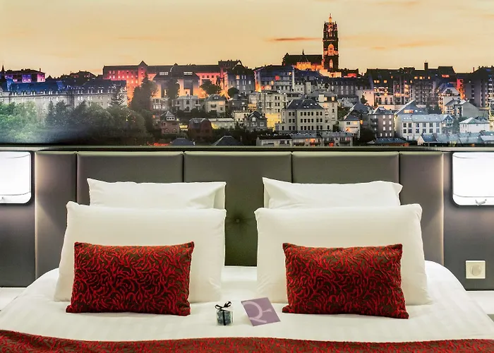 Hotel Mercure Cathédrale 4*