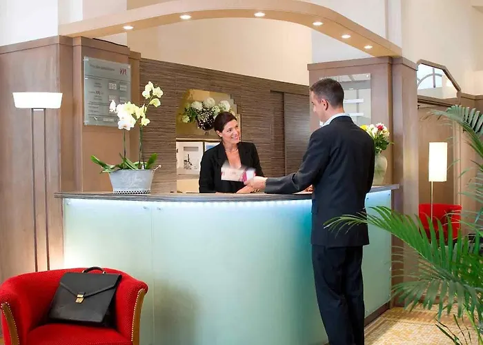 Hotel Mercure Cathédrale 4*