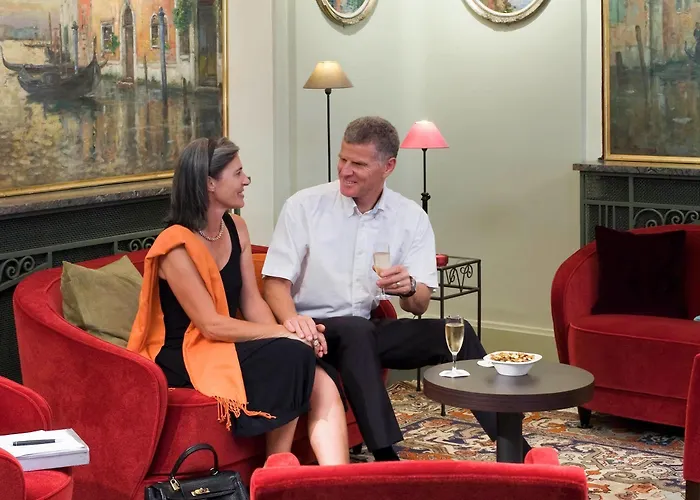 メルキュール ロデ カテドラル ホテル 4*