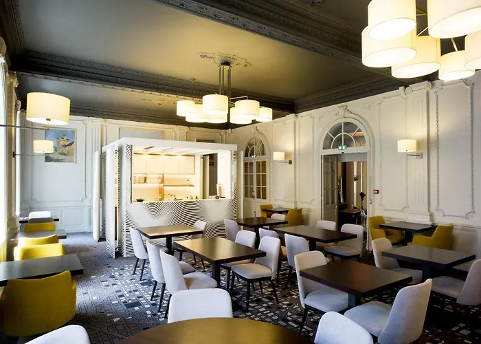 Mercure Cathédrale Hotel 4*